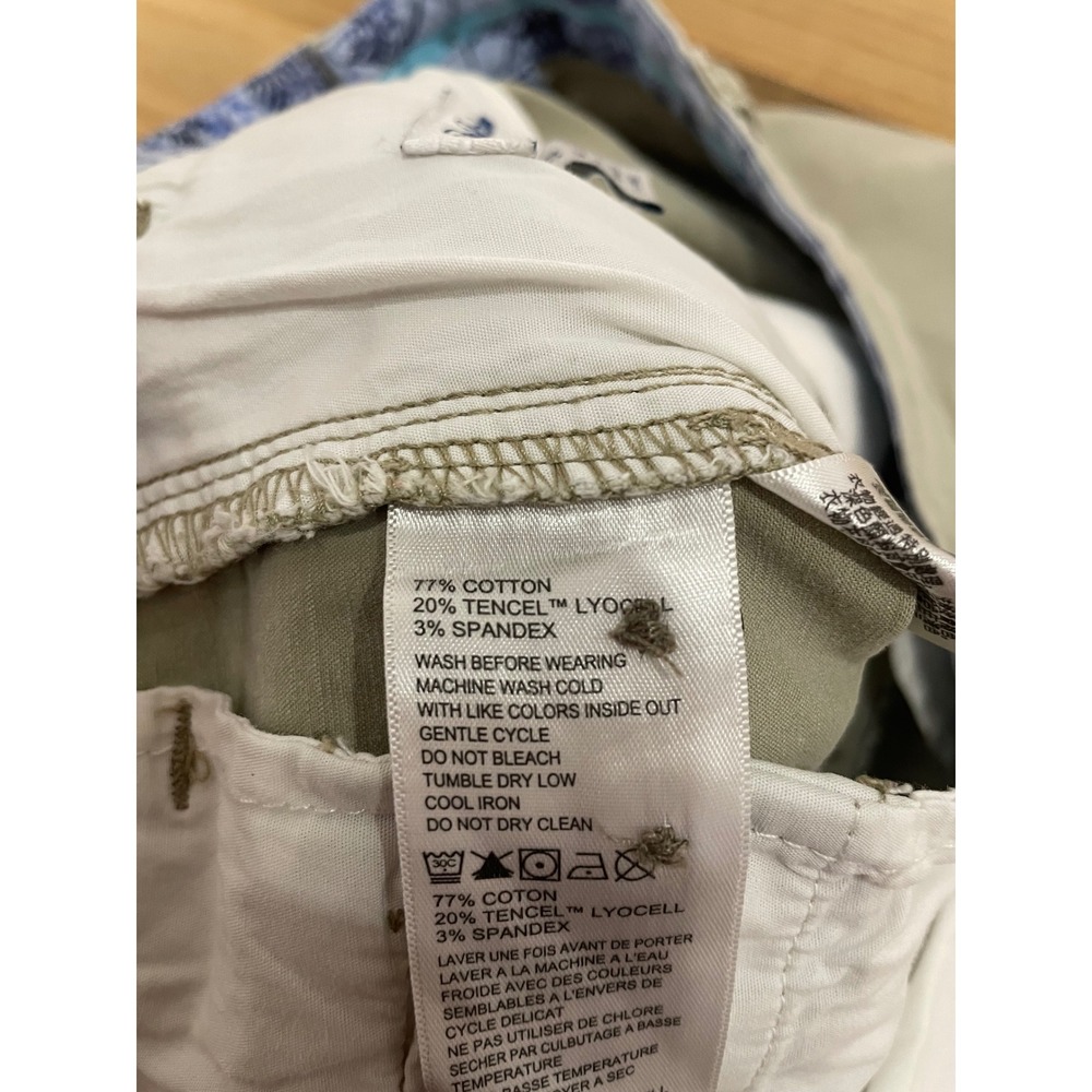Tommy Bahama Men's Khaki Shorts Size 34 - Picture 5 of 6